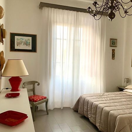 Guest House A Due Passi Όλμπια Εξωτερικό φωτογραφία