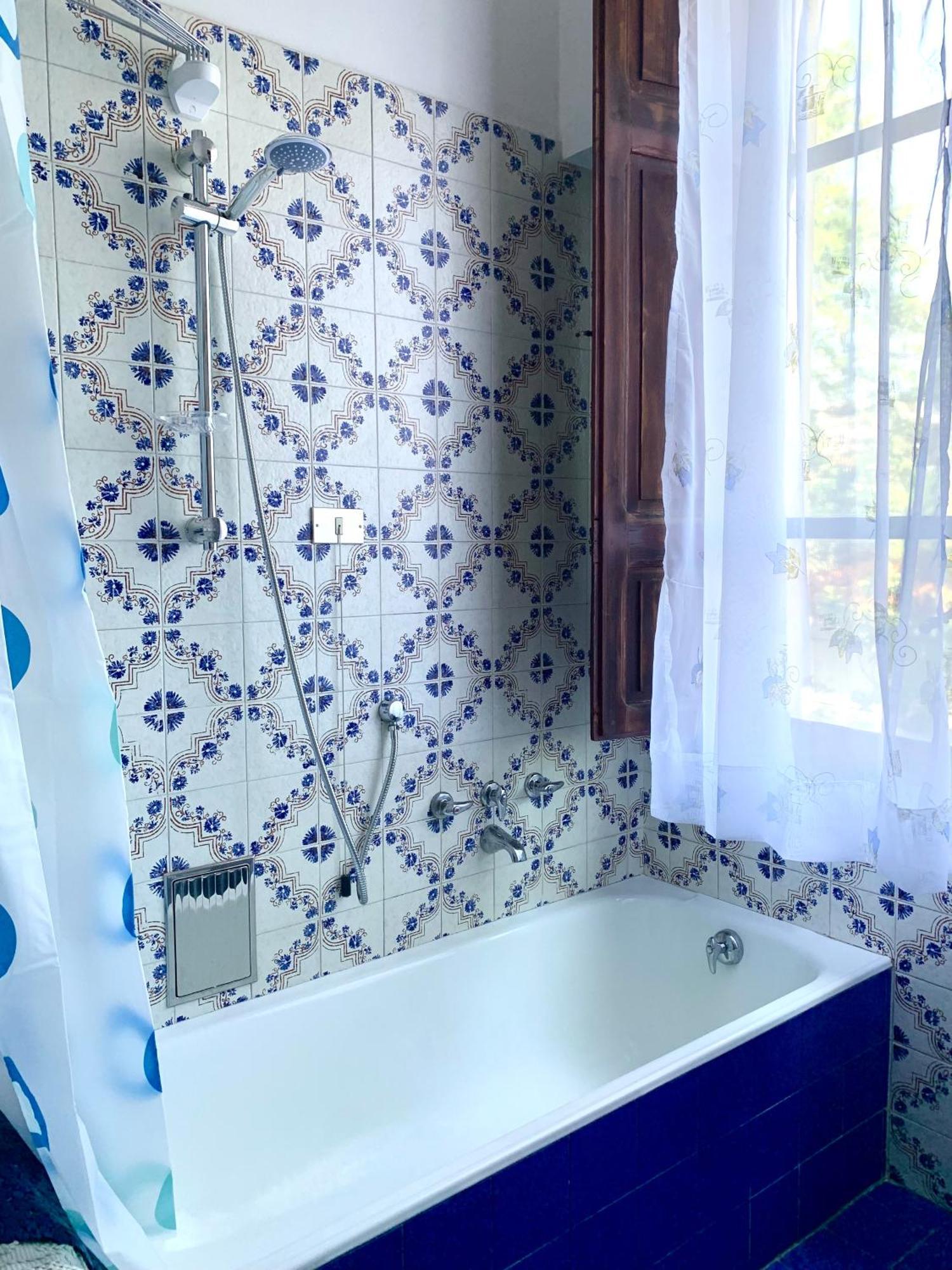 Guest House A Due Passi Όλμπια Εξωτερικό φωτογραφία